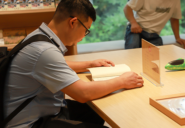 F66永乐科技党支部开展主题党日活动 (5).JPG